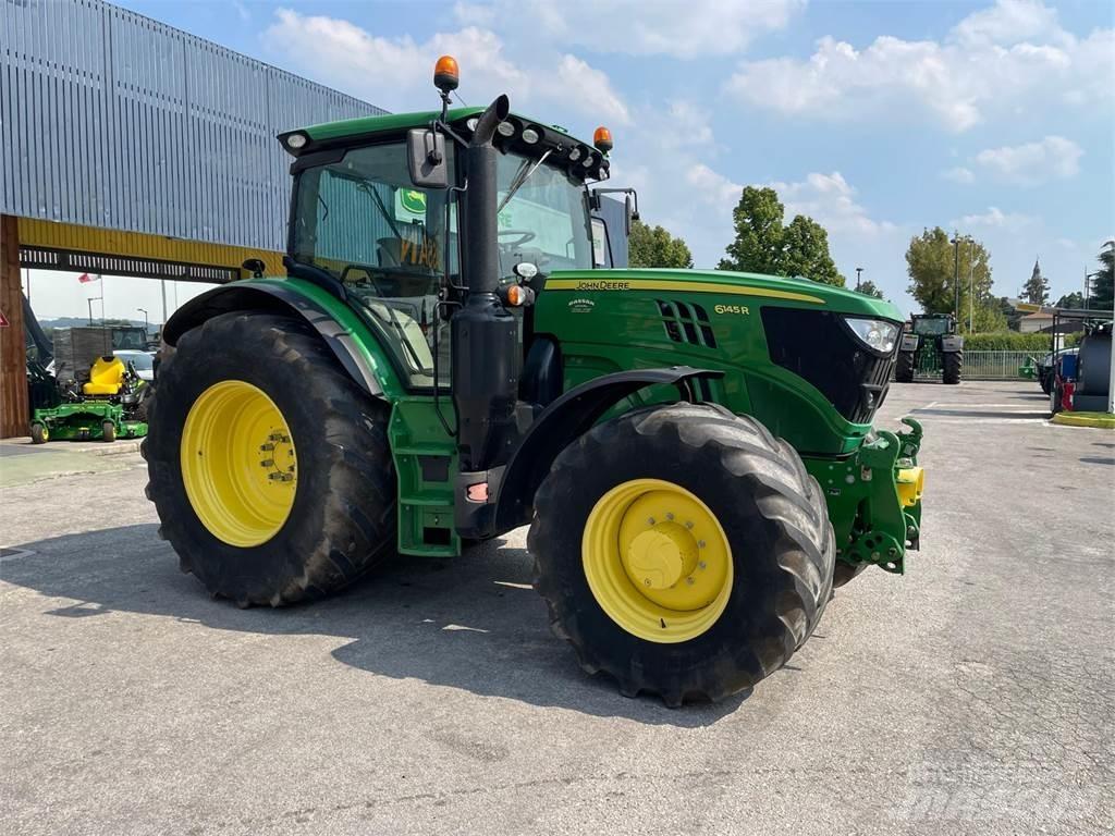John Deere 6145 R トラクター
