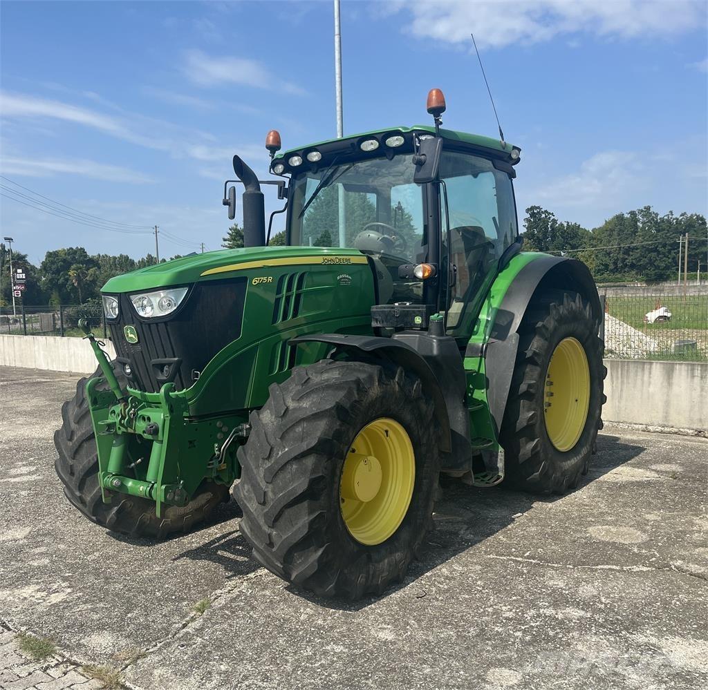 John Deere 6175 R トラクター