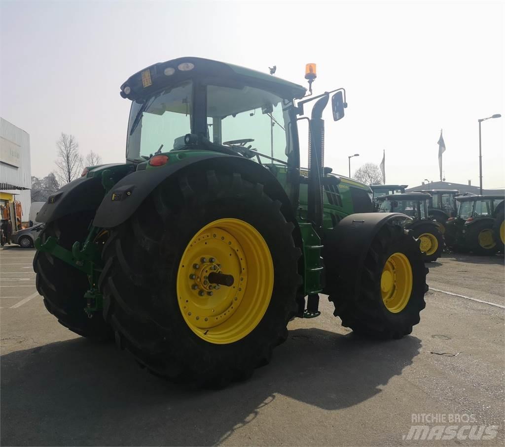 John Deere 6190 R トラクター