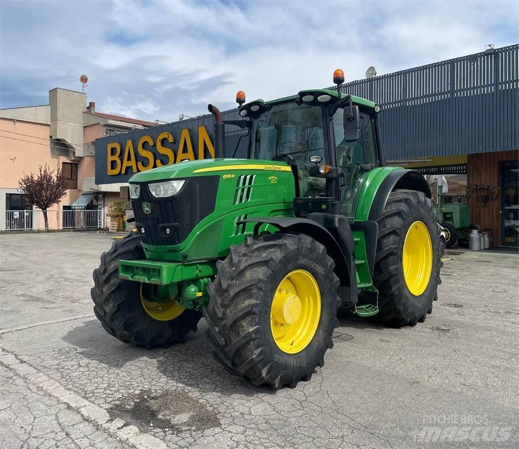 John Deere 6195 M トラクター