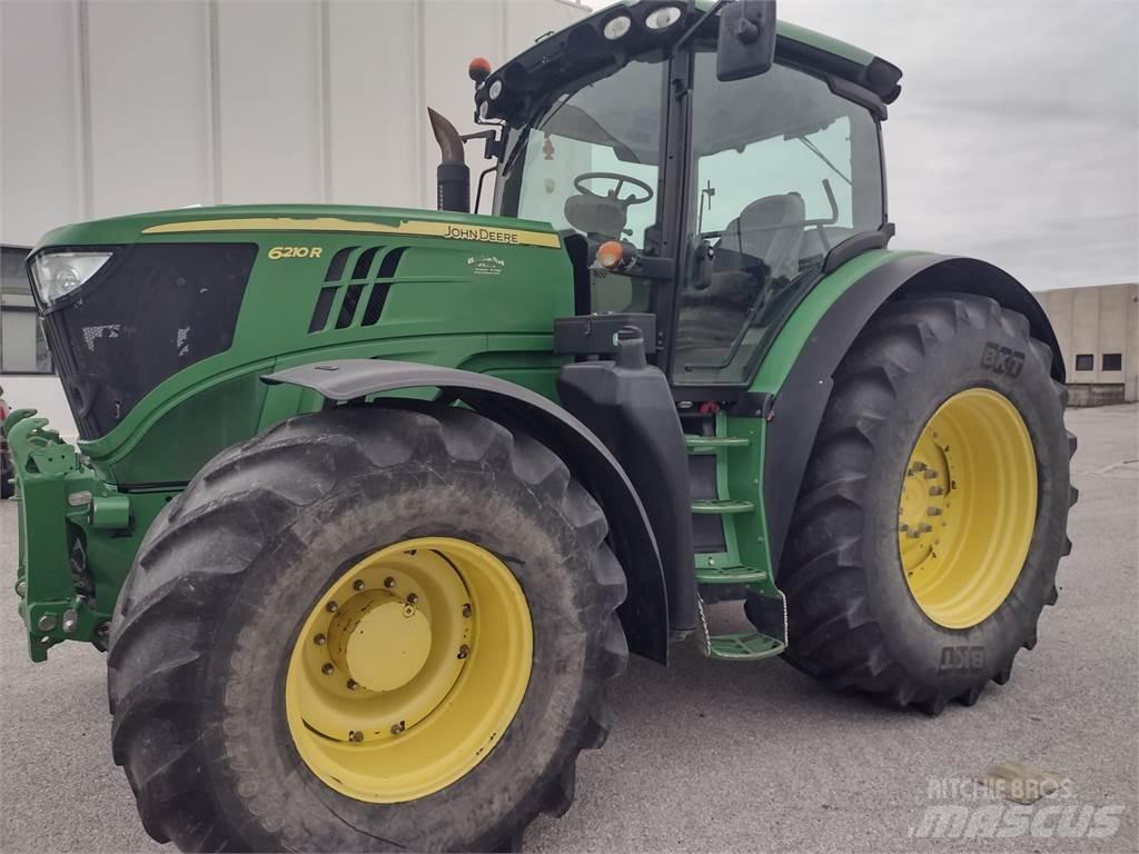John Deere 6210 R トラクター