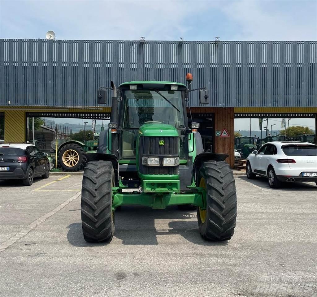 John Deere 6520 SE トラクター