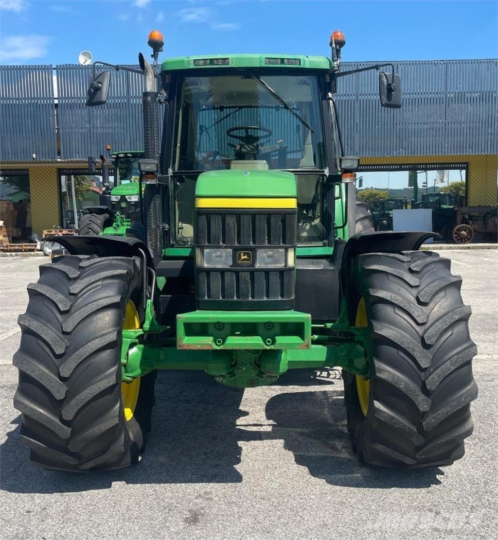 John Deere 6810 トラクター