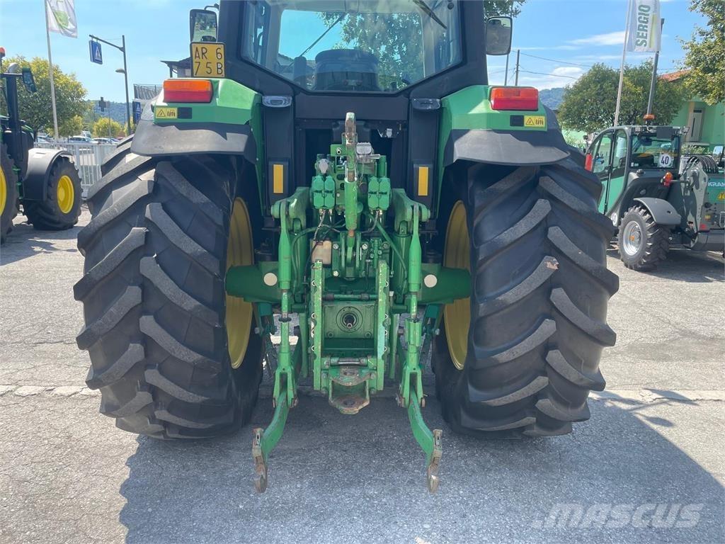 John Deere 6810 トラクター