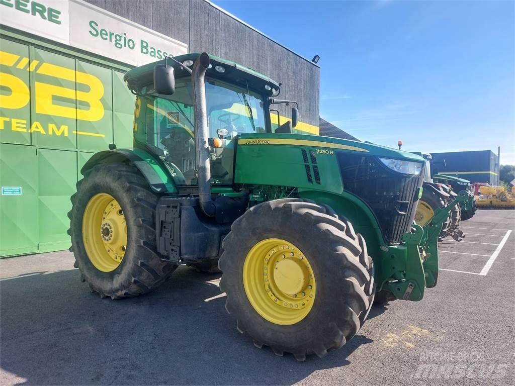 John Deere 7230 R トラクター