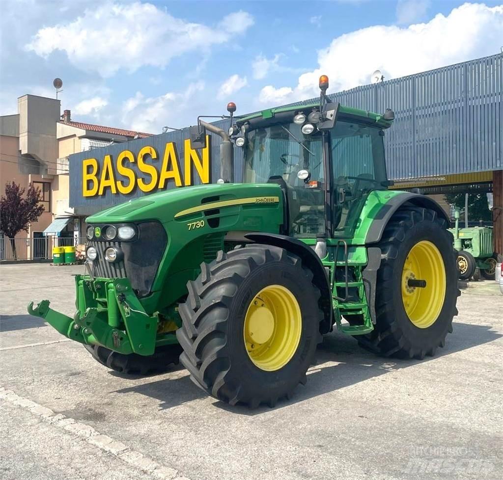 John Deere 7730 トラクター