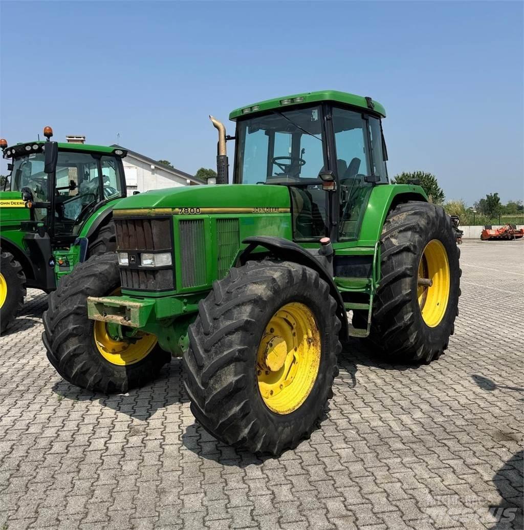 John Deere 7800 トラクター