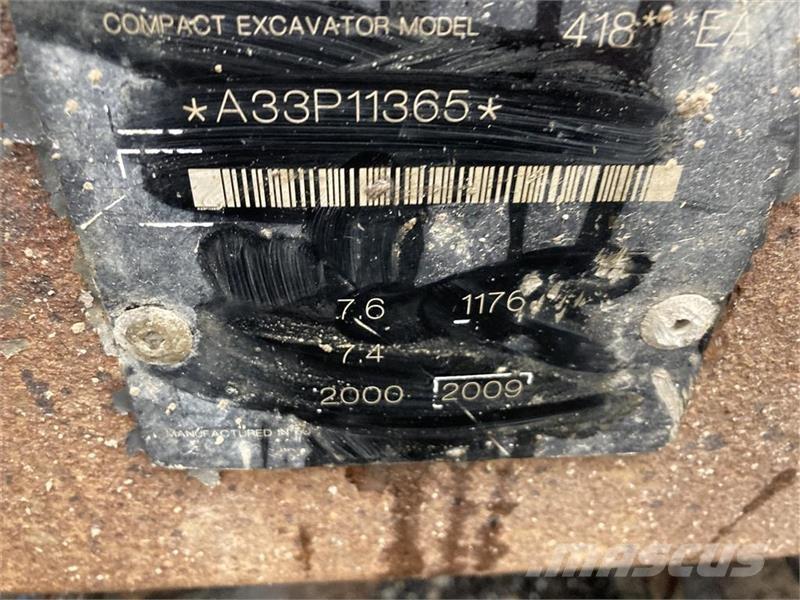 Bobcat E 10 ミニ油圧ショベル 7t以下（ミニユンボ・ミニディガー）