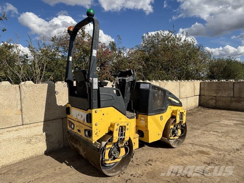 Bomag BW 120 AD-4 タンデムローラ