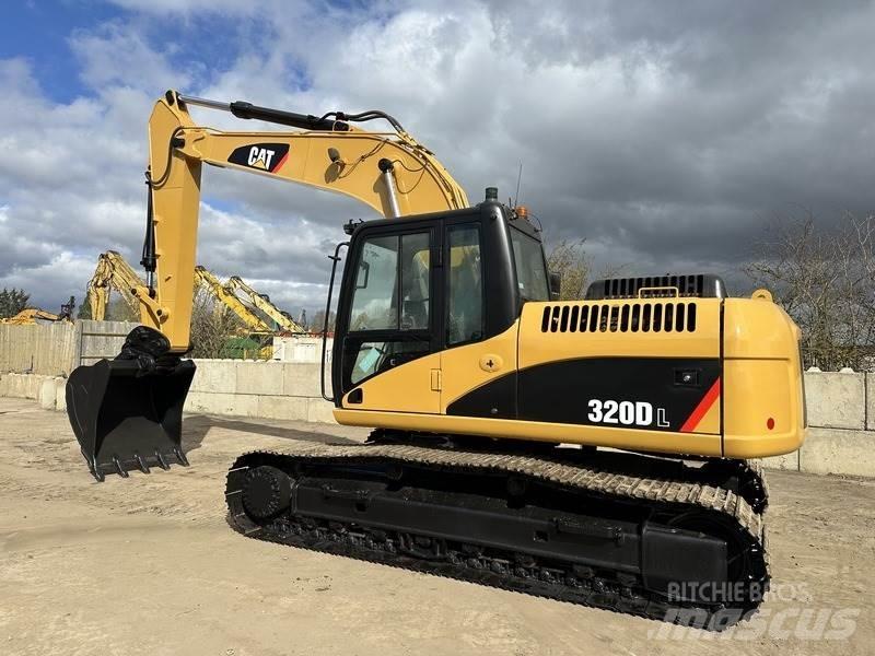 CAT 20T Excavator 大型油圧ショベル12t以上（パワーショベル・ユンボ）