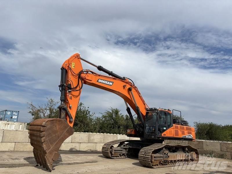Doosan DX530LC-7 大型油圧ショベル12t以上（パワーショベル・ユンボ）