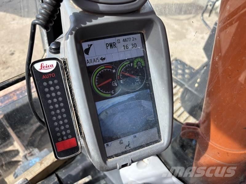 Hitachi ZX135 US-6 大型油圧ショベル12t以上（パワーショベル・ユンボ）