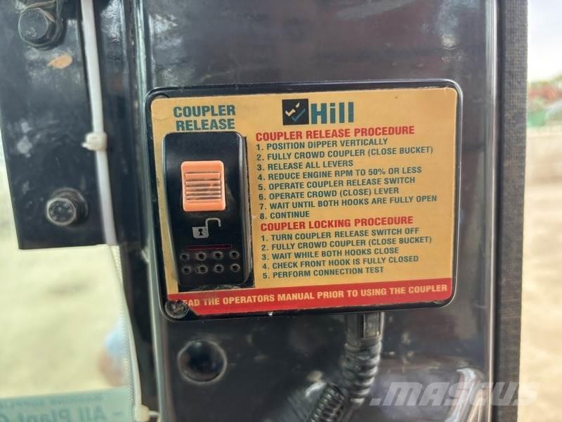 Hitachi ZX135 US-6 大型油圧ショベル12t以上（パワーショベル・ユンボ）