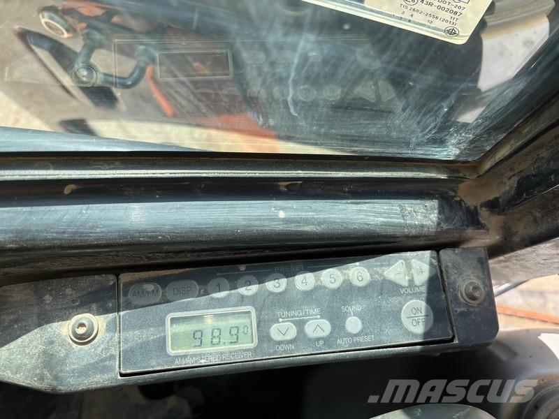 Hitachi ZX65 中型油圧ショベル 7ｔ-12ｔ（ユンボ・パワーショベル・バックホー）
