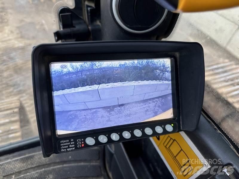 JCB JS370 LC T4 大型油圧ショベル12t以上（パワーショベル・ユンボ）