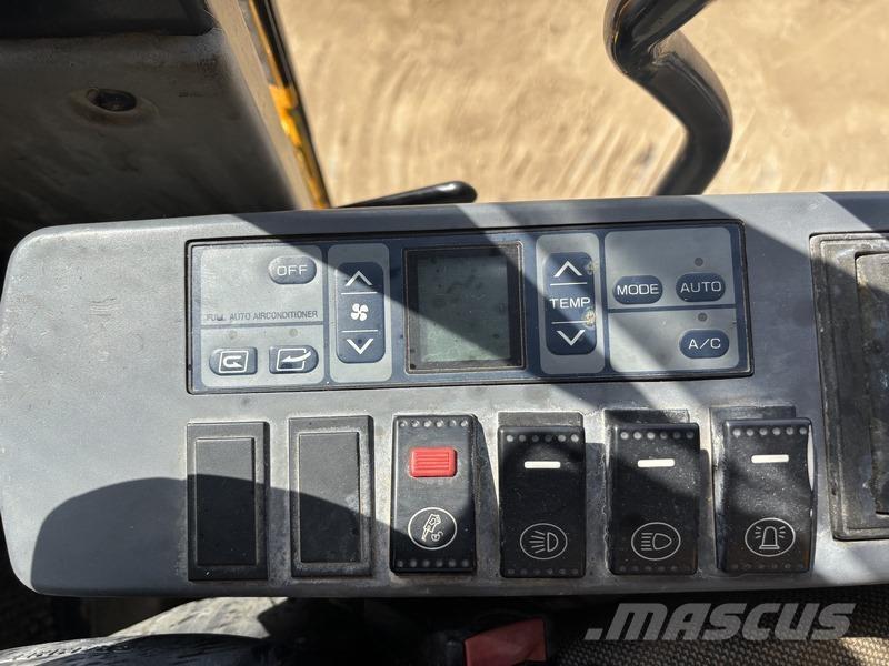 LiuGong CLG928E 大型油圧ショベル12t以上（パワーショベル・ユンボ）