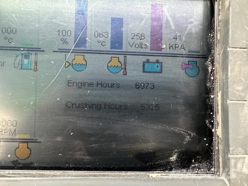 McCloskey J50 クラッシャー固定式