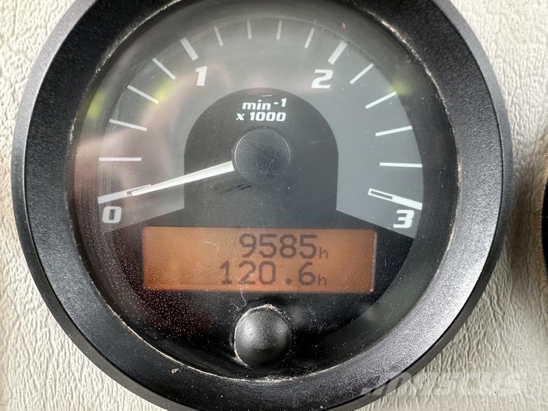 Moxy MT26 アーティキュレート式ダンプトラック