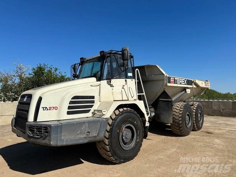 Terex TA270 アーティキュレート式ダンプトラック
