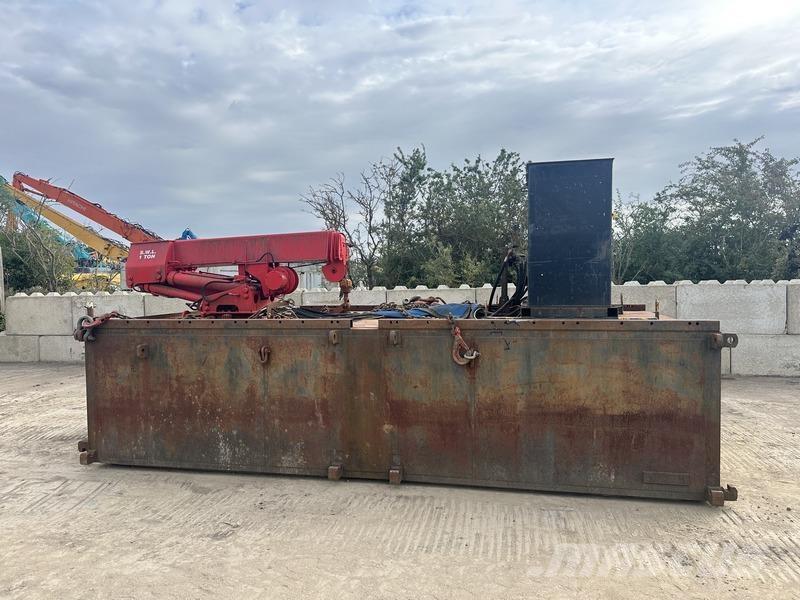 TMC Grove M977 その他昇降機・クレーン