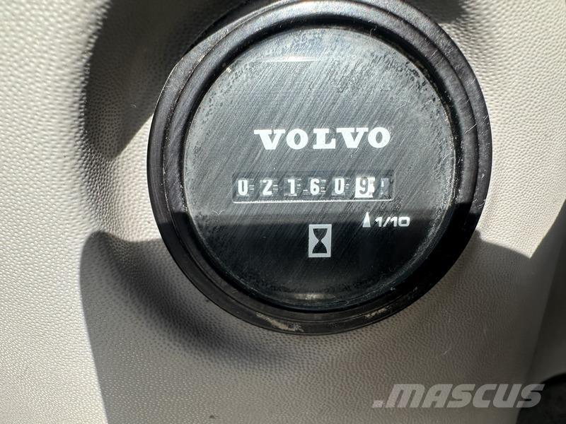 Volvo ECR235E HRD 解体油圧ショベル