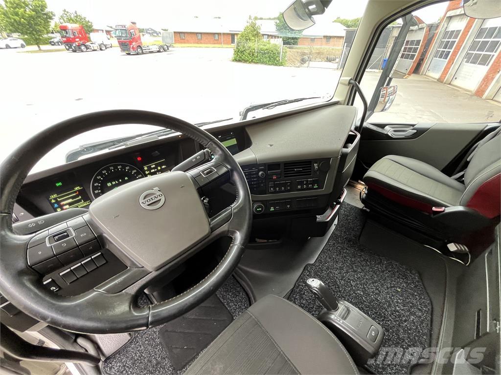 Volvo FH 中古トラクターヘッド | トレーラーヘッド