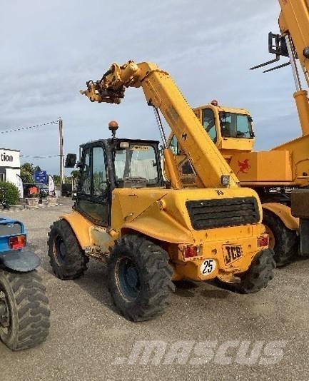 JCB 520-50 テレスコーピックハンドラー