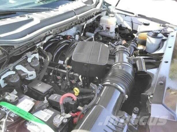Ford F550 CONTRACTOR ボックスボディー、ウイング、箱車