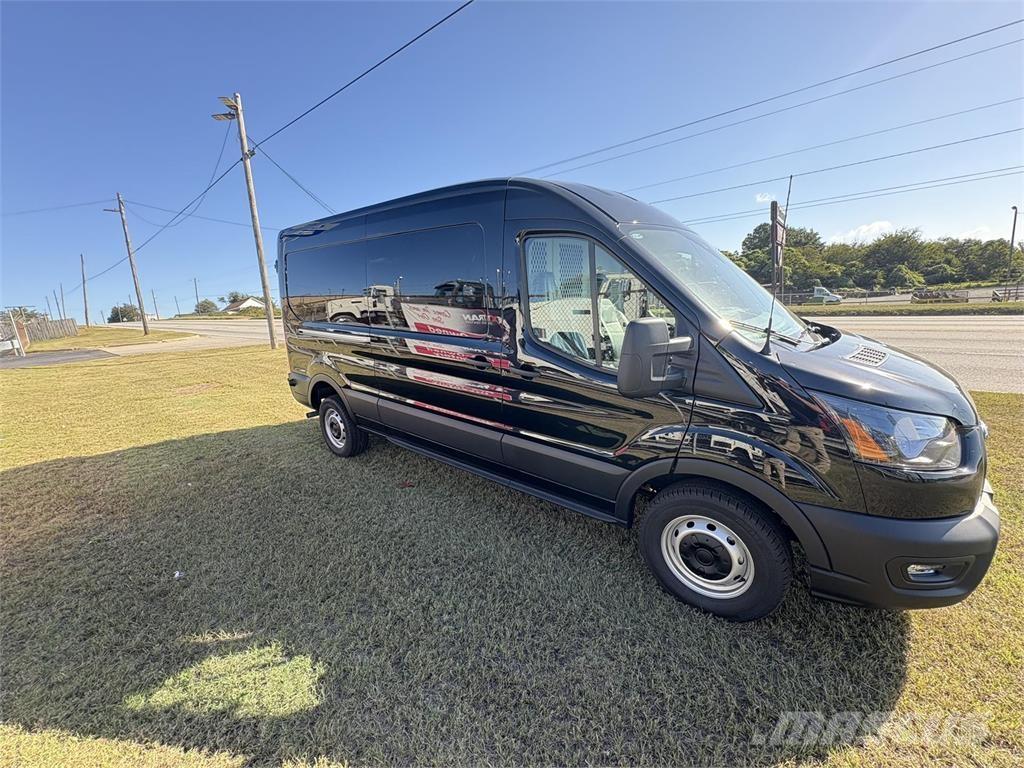 FRD 250 TRANS ボックスボディー、ウイング、箱車