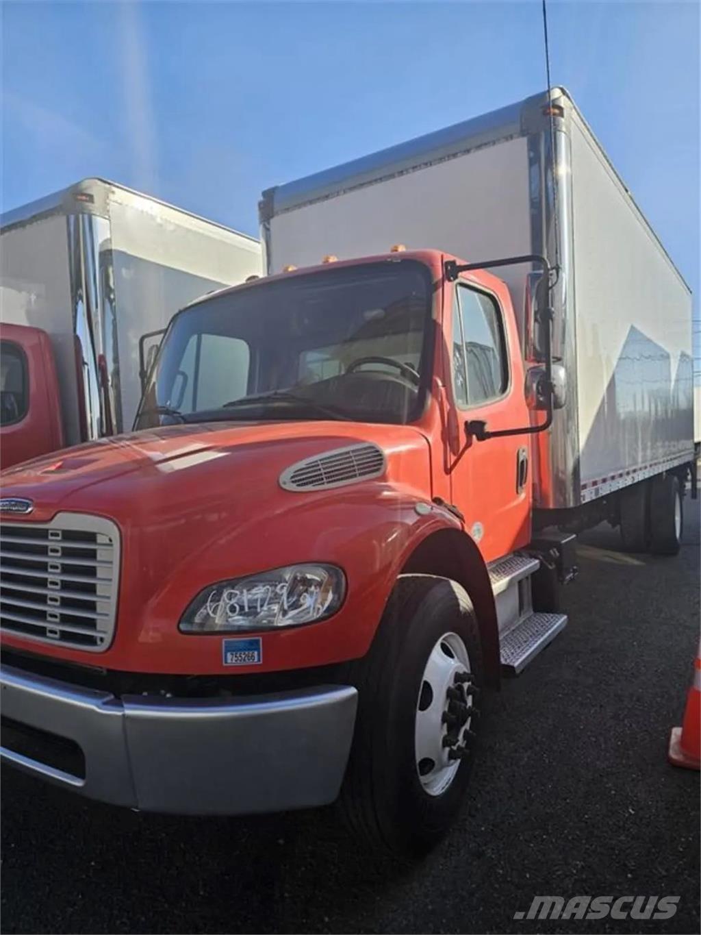 Freightliner M2 ボックスボディー、ウイング、箱車