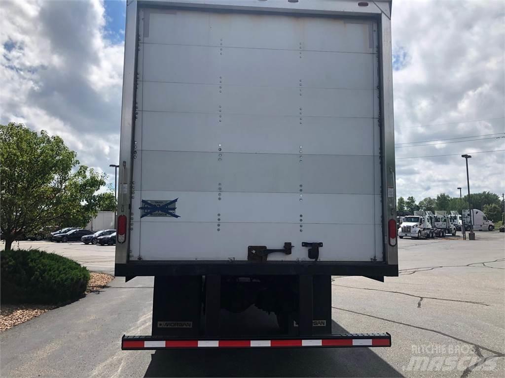 Freightliner M2 106 ボックスボディー、ウイング、箱車