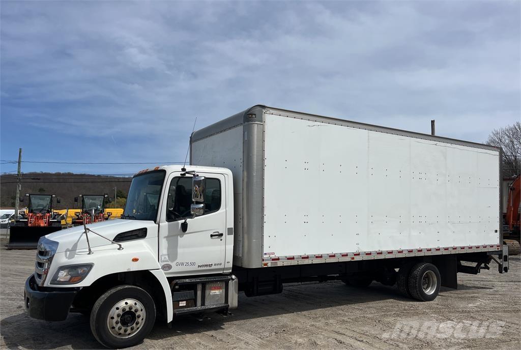 Hino 258ALP ボックスボディー、ウイング、箱車