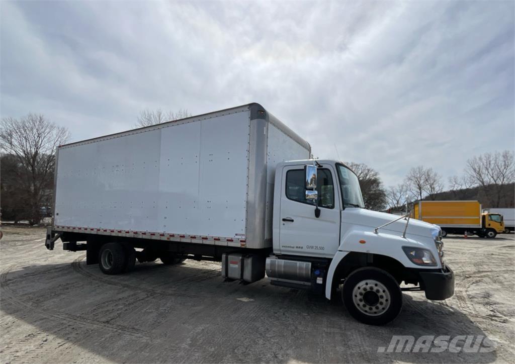 Hino 258ALP ボックスボディー、ウイング、箱車