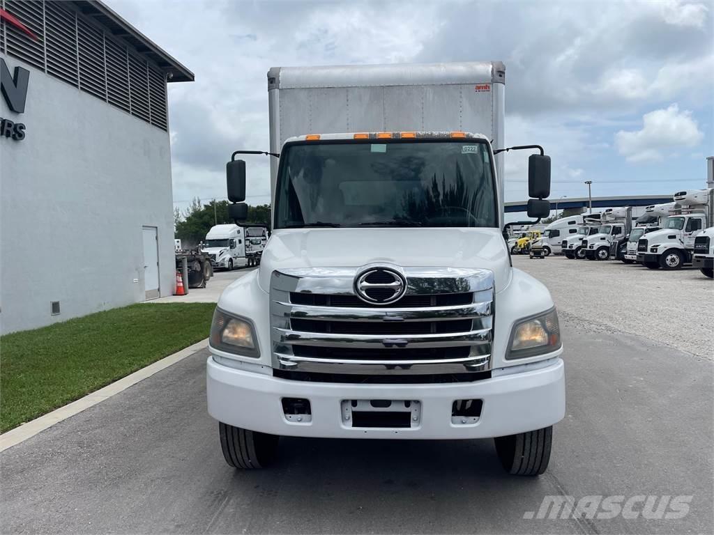 Hino 268 ボックスボディー、ウイング、箱車
