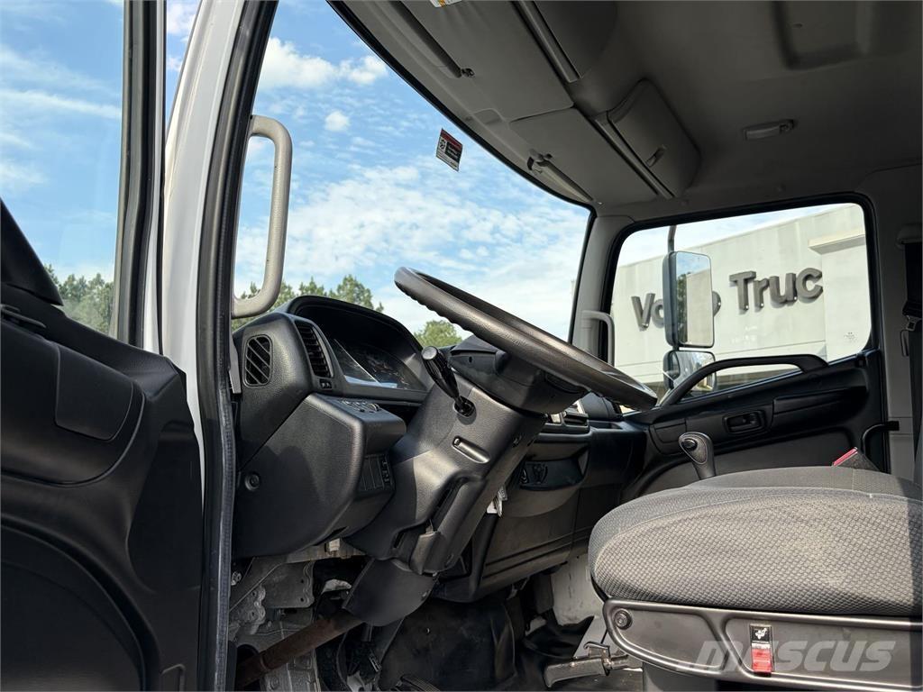 Hino 268 ボックスボディー、ウイング、箱車