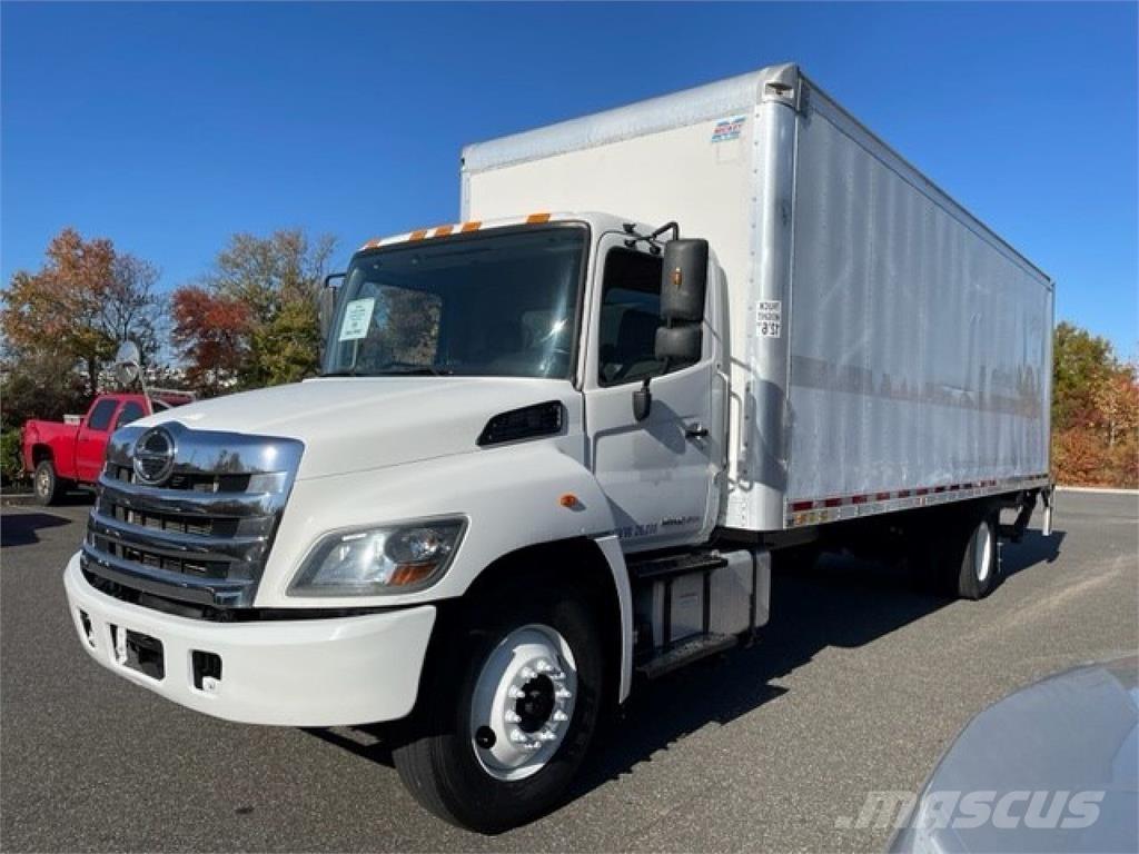 Hino 268A ボックスボディー、ウイング、箱車