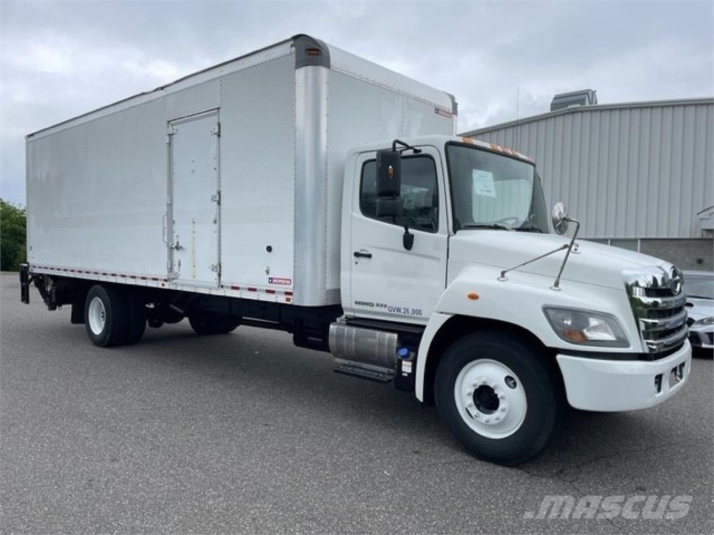 Hino 268A ボックスボディー、ウイング、箱車