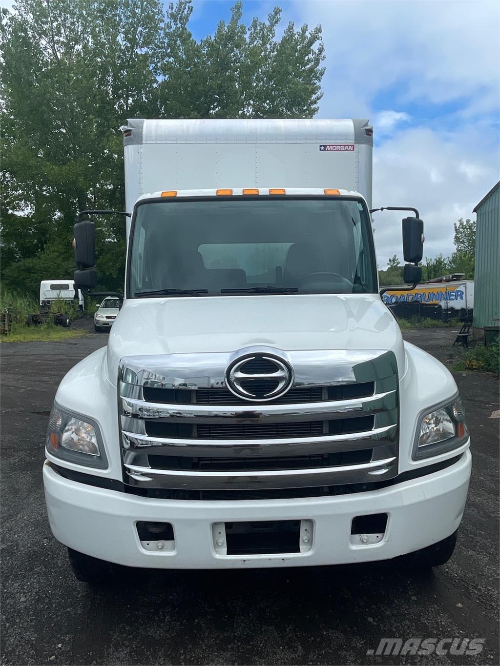 Hino 268A ボックスボディー、ウイング、箱車