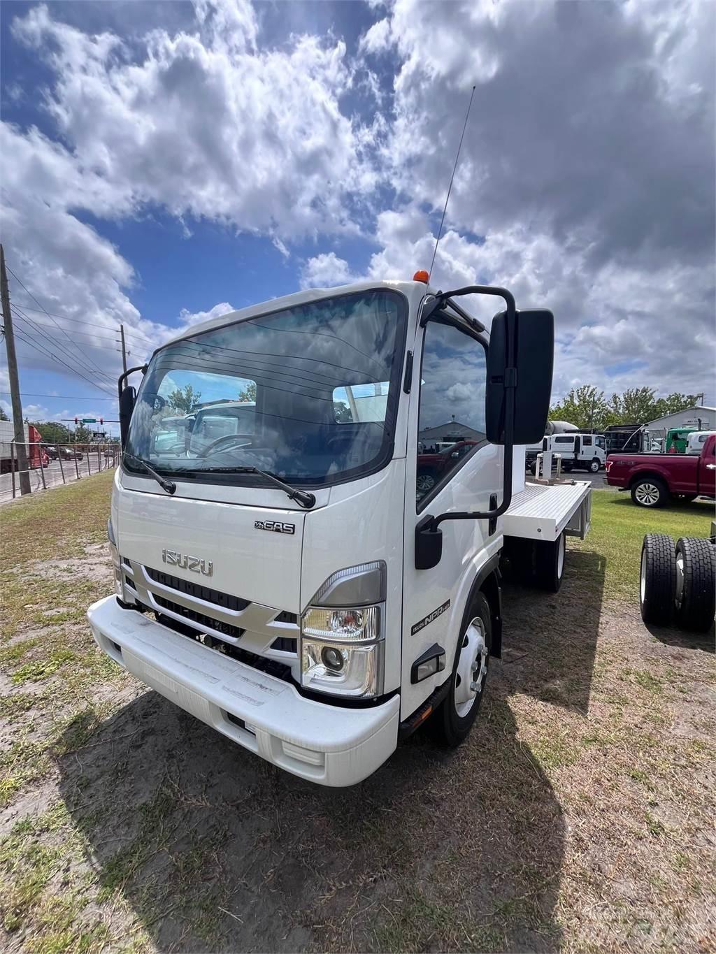 Isuzu NPR-1F104 キャブ付きシャーシ