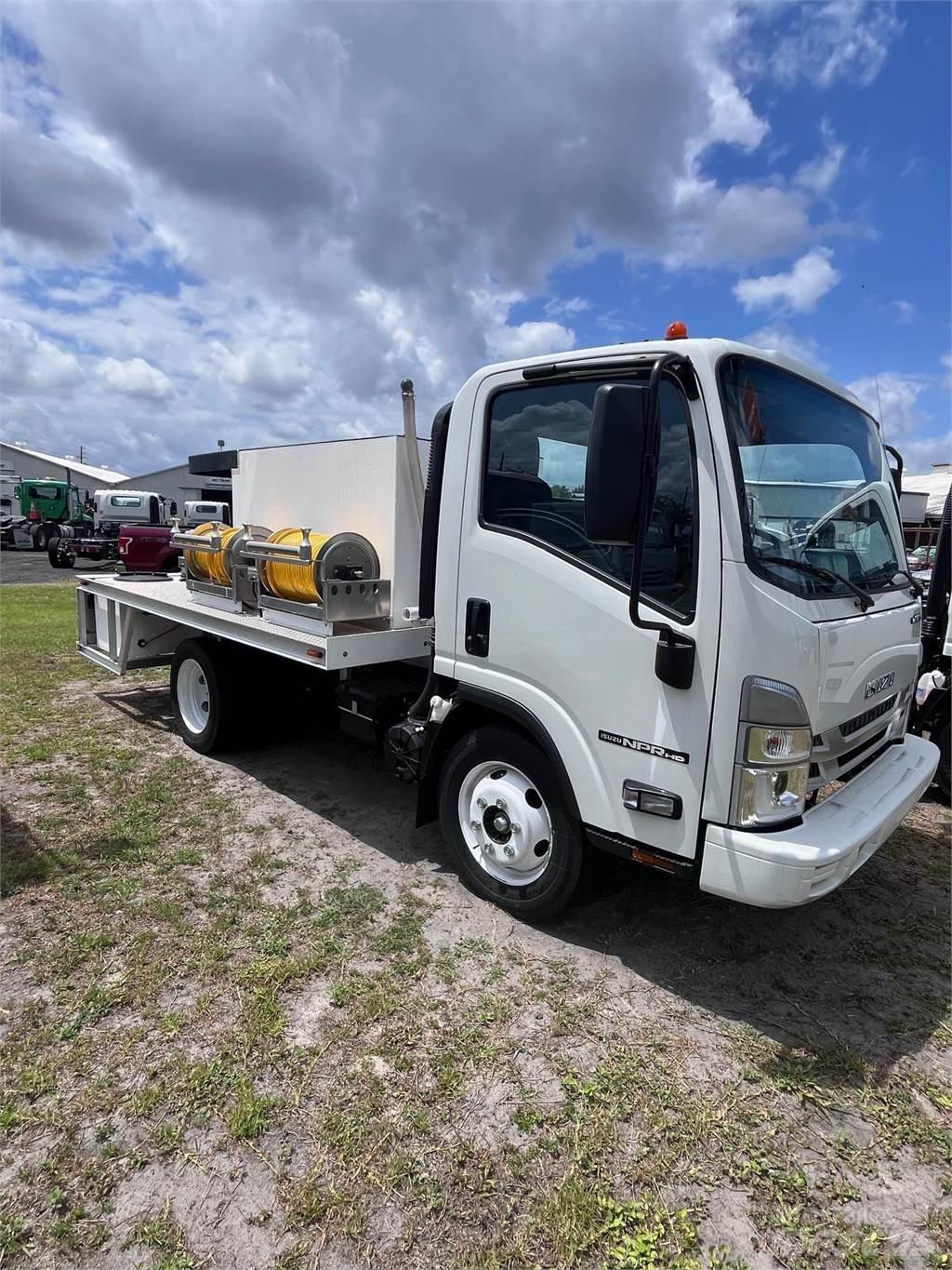 Isuzu NPR-1F104 キャブ付きシャーシ