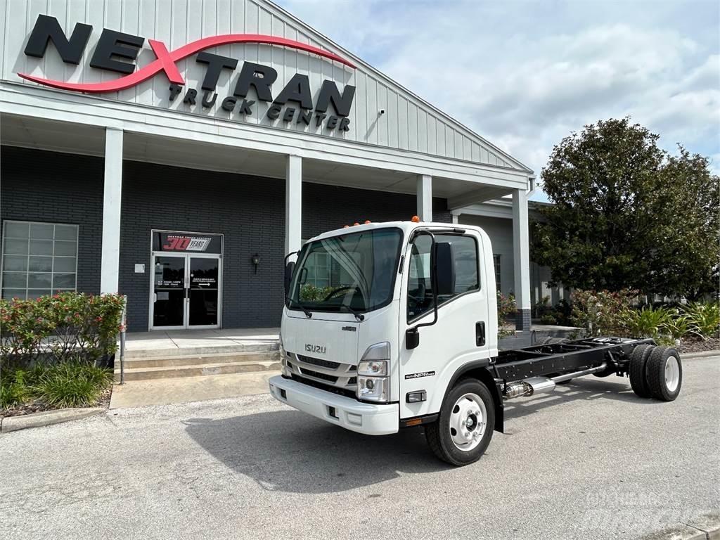 Isuzu NPR-1F404 キャブ付きシャーシ