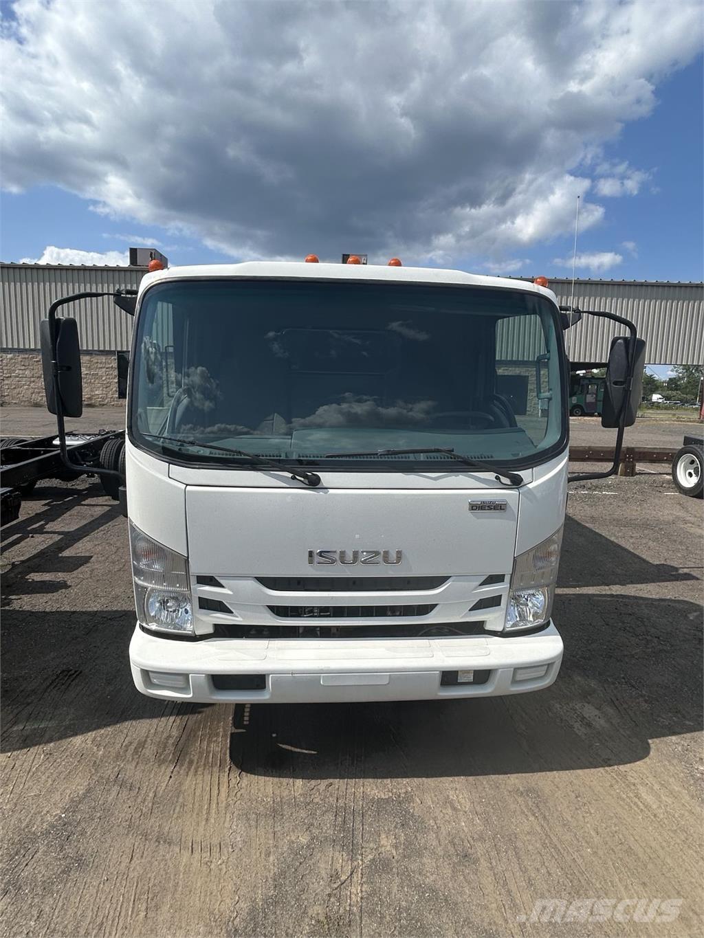 Isuzu NQR ダンプ