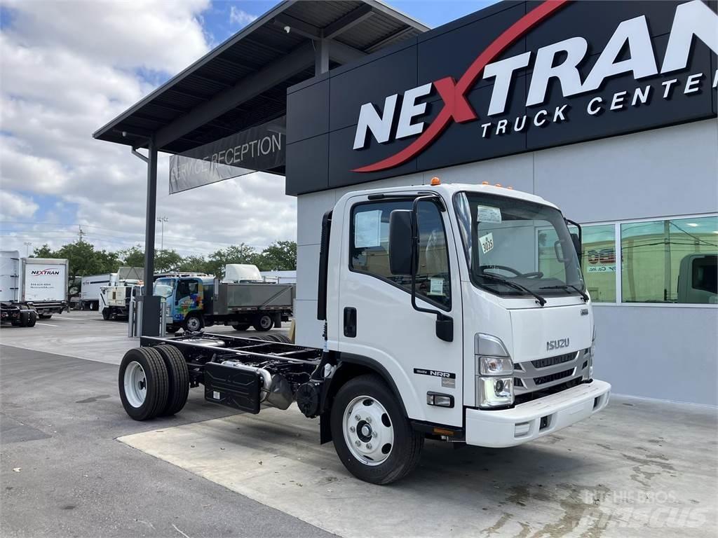 Isuzu NRR-3U454 キャブ付きシャーシ