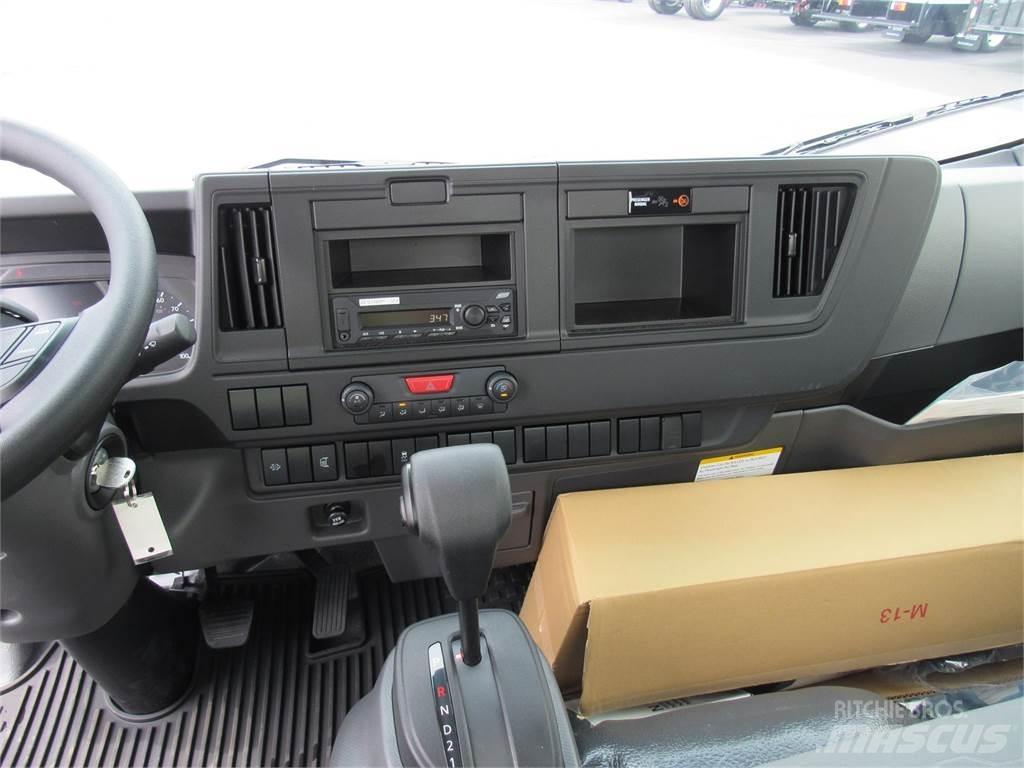 Isuzu NRR Diesel キャブ付きシャーシ