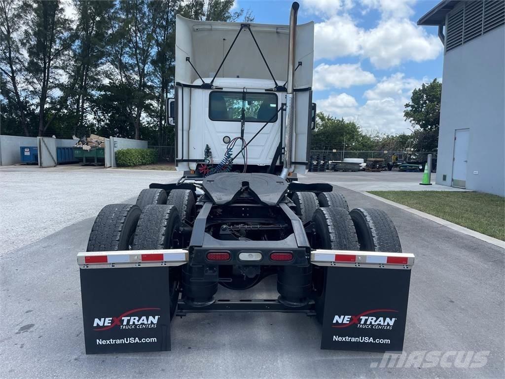 Mack AN64T 中古トラクターヘッド | トレーラーヘッド