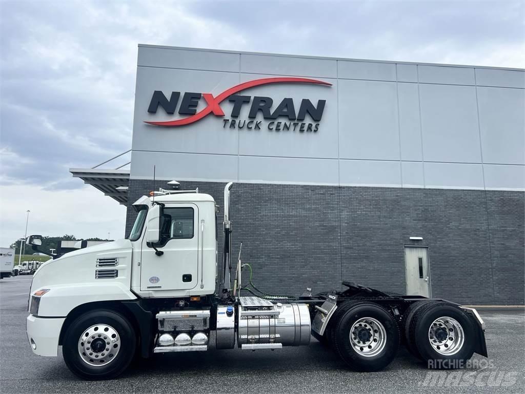 Mack AN64T 中古トラクターヘッド | トレーラーヘッド