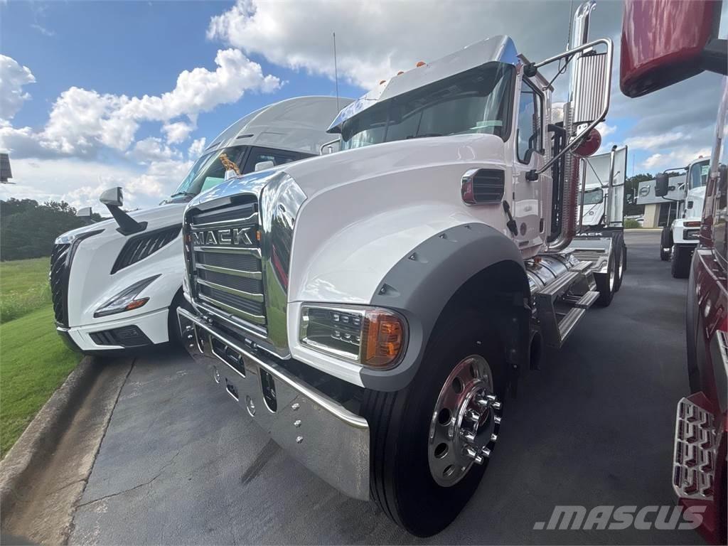 Mack GR64FT 中古トラクターヘッド | トレーラーヘッド