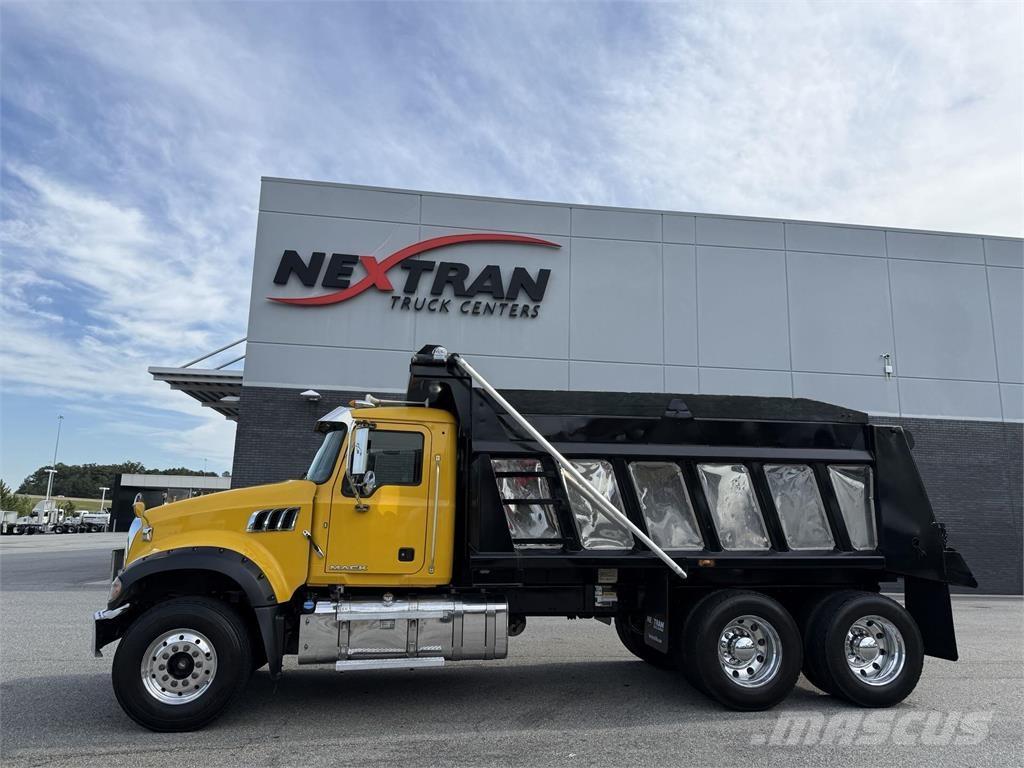 Mack GU713 ダンプ