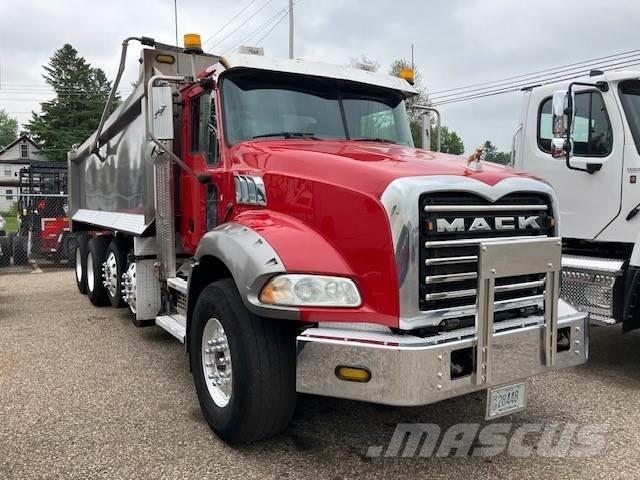 Mack GU800 キャブ付きシャーシ