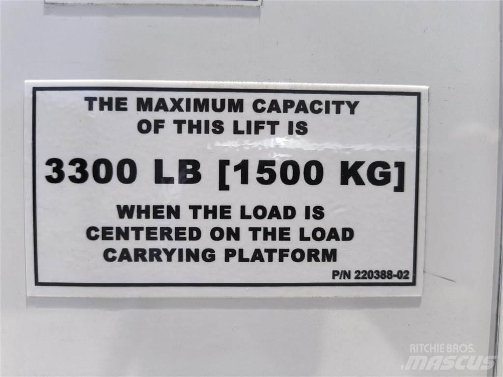 Mack MD6 42R 中古トラクターヘッド | トレーラーヘッド